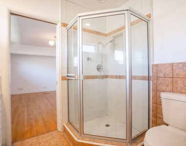 6125 Bedford Avenue - Photo Thumbnail 18