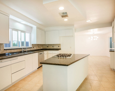 6125 Bedford Avenue - Photo Thumbnail 9