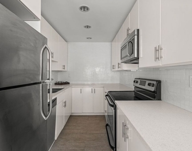 843 4th Street - Photo Thumbnail 1