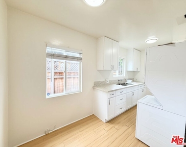 630 N Westbourne Drive - Photo Thumbnail 2