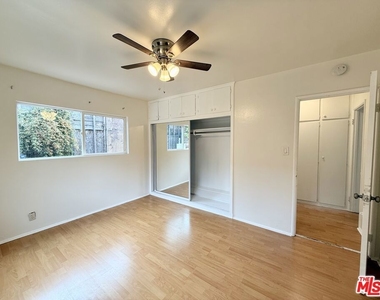 630 N Westbourne Drive - Photo Thumbnail 10