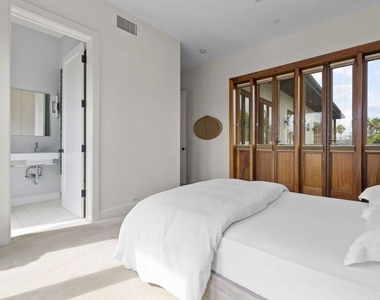 1310 Riviera Avenue - Photo Thumbnail 16