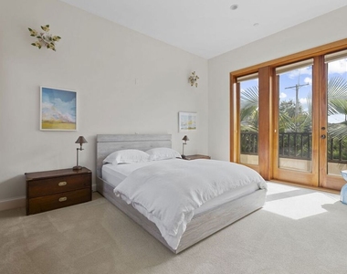 1310 Riviera Avenue - Photo Thumbnail 15