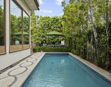 1310 Riviera Avenue - Photo Thumbnail 25