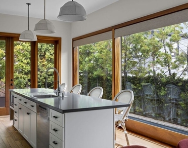 1310 Riviera Avenue - Photo Thumbnail 9