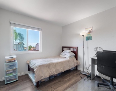 1655 Point Mugu Court - Photo Thumbnail 17