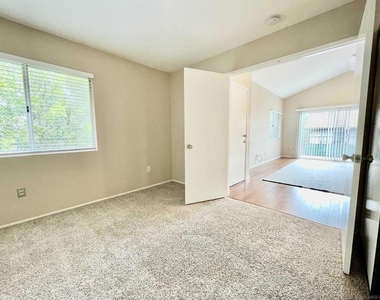 11329 Avenida Los Lobos - Photo Thumbnail 24