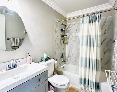 10216 Empress Ave - Photo Thumbnail 17