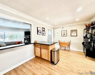 10216 Empress Ave - Photo Thumbnail 11