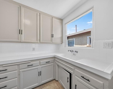 3630 Highland Ave - Photo Thumbnail 4
