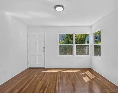 3628 Highland Ave - Photo Thumbnail 7