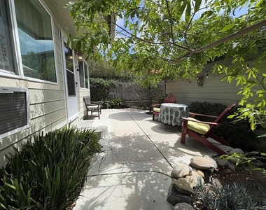 1455 Bluebird Ln - Photo Thumbnail 1