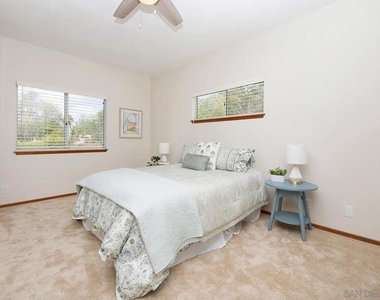 1606 Hackamore Rd - Photo Thumbnail 5