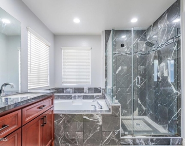 5053 Flagstone Lane - Photo Thumbnail 24