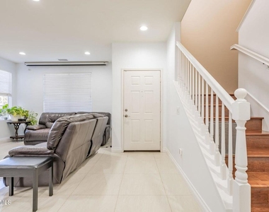 5053 Flagstone Lane - Photo Thumbnail 5