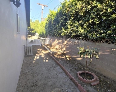 22158 Eccles Street - Photo Thumbnail 11