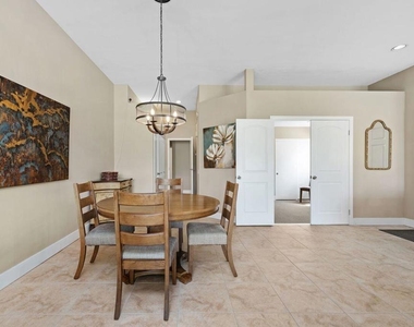 20 Pebble Beach Drive - Photo Thumbnail 14