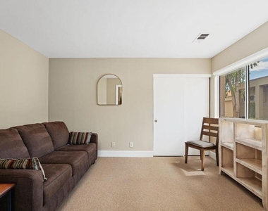 20 Pebble Beach Drive - Photo Thumbnail 18