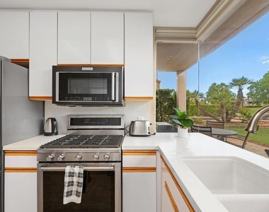 20 Pebble Beach Drive - Photo Thumbnail 17