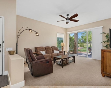 20 Pebble Beach Drive - Photo Thumbnail 10