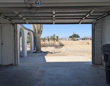 2373 Oahu Lane - Photo Thumbnail 20