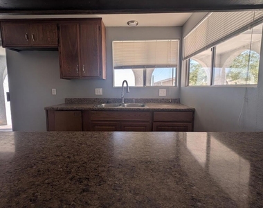 2373 Oahu Lane - Photo Thumbnail 8