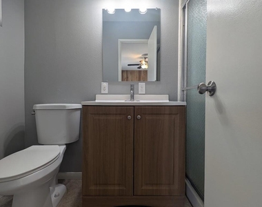 2373 Oahu Lane - Photo Thumbnail 17