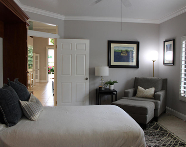 55069 Oak Hill - Photo Thumbnail 12