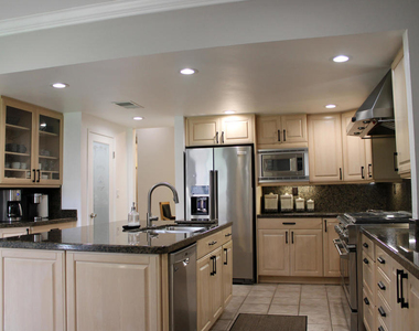 55069 Oak Hill - Photo Thumbnail 8