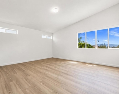 67645 Long Canyon Lane - Photo Thumbnail 15