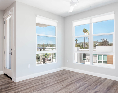 4275 Mission Bay Drive - Photo Thumbnail 11