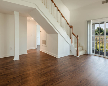 2 Littles Brook Court - Photo Thumbnail 10