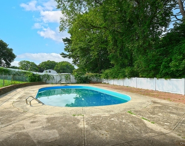 88 Matsunaye Drive - Photo Thumbnail 16