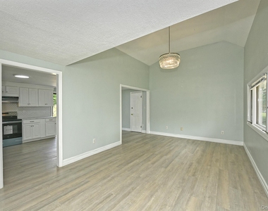 88 Matsunaye Drive - Photo Thumbnail 4