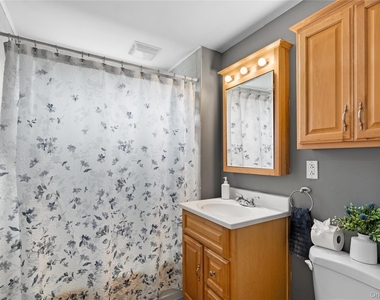 306 Mccall Avenue - Photo Thumbnail 13