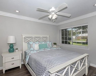 5000 Townhouse Drive - Photo Thumbnail 6