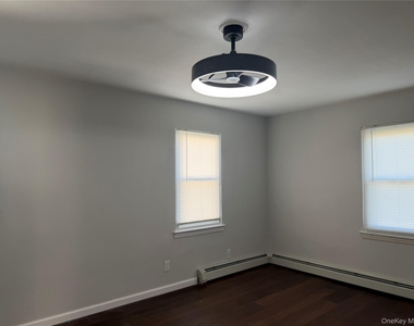 12908 Francis Lewis Boulevard - Photo Thumbnail 4