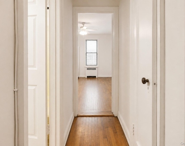 167-10 Crocheron Avenue - Photo Thumbnail 11