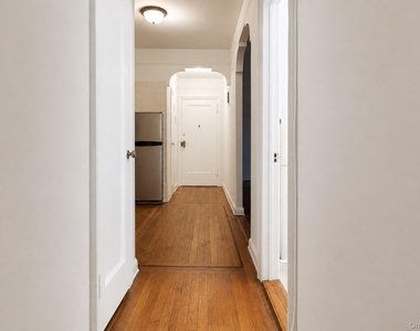 167-10 Crocheron Avenue - Photo Thumbnail 9