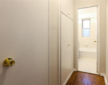 730 Pelham Road - Photo Thumbnail 11