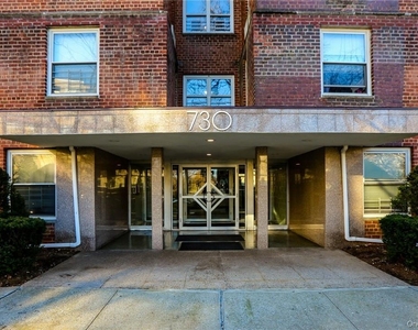 730 Pelham Road - Photo Thumbnail 2