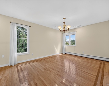 3 Pond Ridge Road - Photo Thumbnail 9