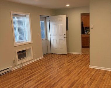 603 Fox Run Lane - Photo Thumbnail 6
