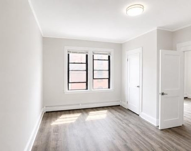 200 Irving Avenue - Photo Thumbnail 3