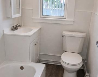 200 Irving Avenue - Photo Thumbnail 7