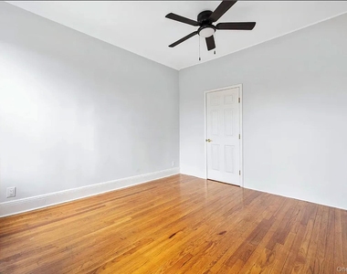 71-52 68th Street - Photo Thumbnail 3
