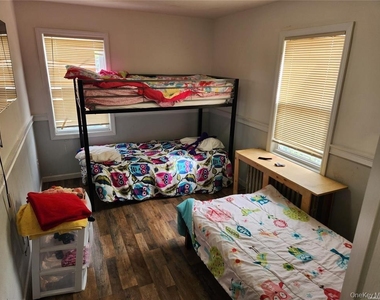 21 Nassau Place - Photo Thumbnail 18