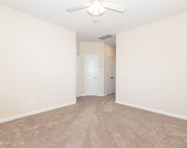 843 Lake Boulevard - Photo Thumbnail 9