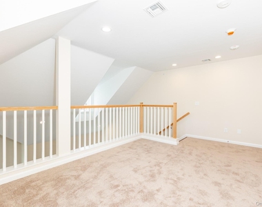 843 Lake Boulevard - Photo Thumbnail 15