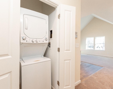 843 Lake Boulevard - Photo Thumbnail 16